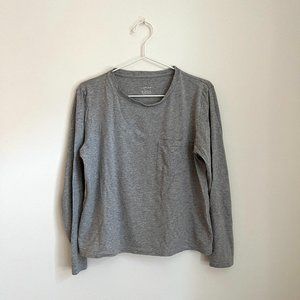 Everlane Organic Cotton Long-Sleeve Box-Cut Pocket Tee